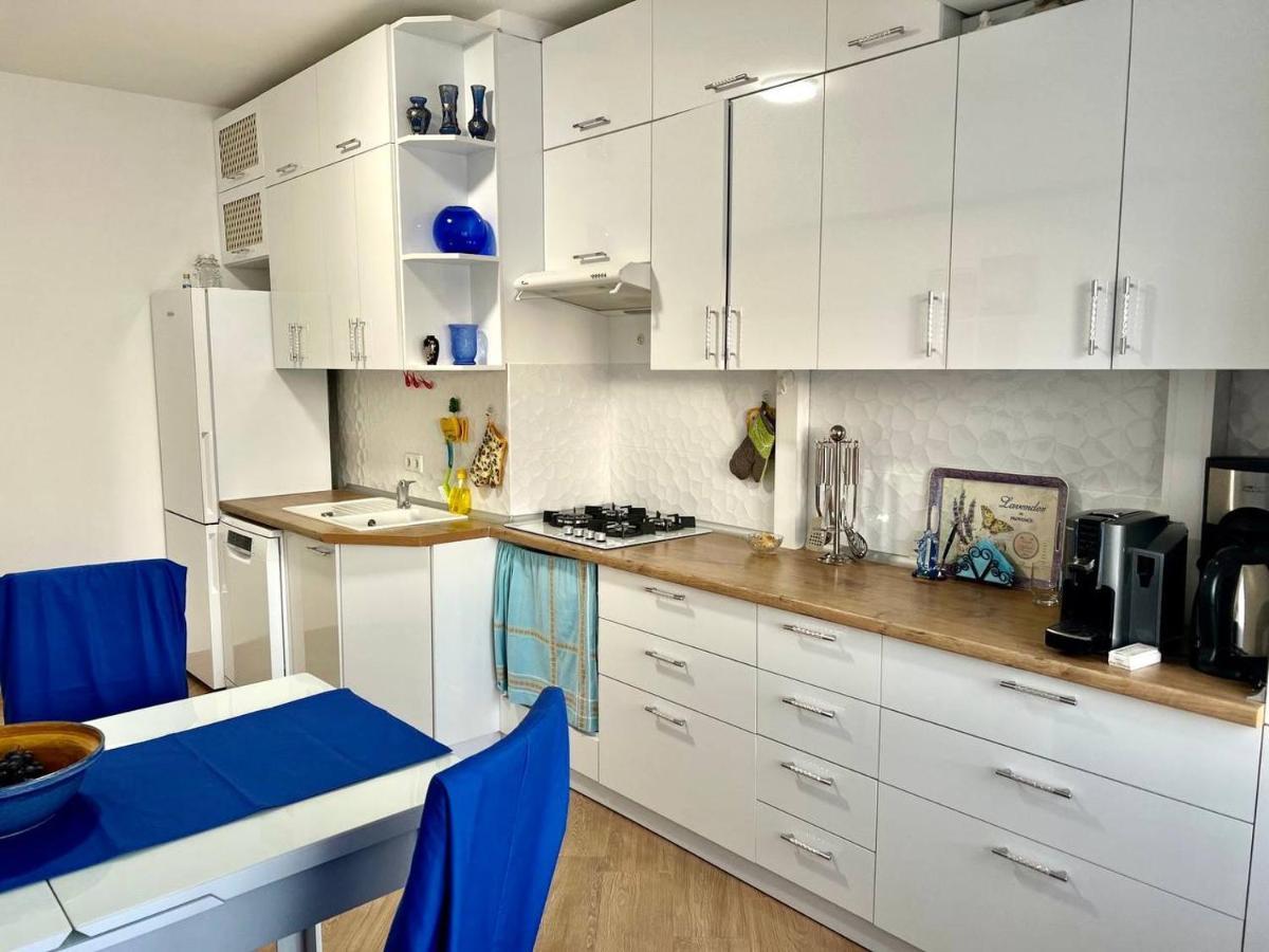 Airport-Apartament 24&24 Chisinau!!! Экстерьер фото