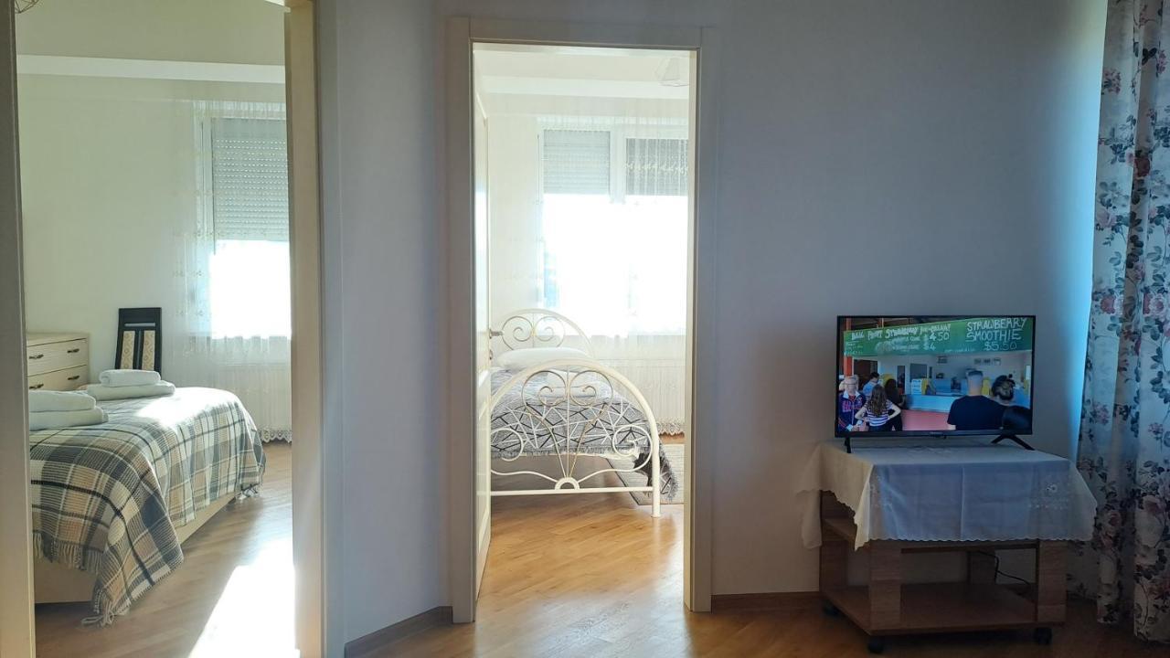 Airport-Apartament 24&24 Chisinau!!! Экстерьер фото