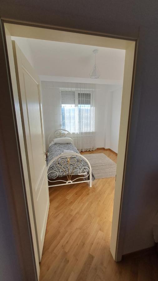 Airport-Apartament 24&24 Chisinau!!! Экстерьер фото